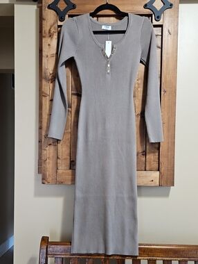 The Workshop Ribbed Henley Bodycon Midi Dress L in Taupe.
